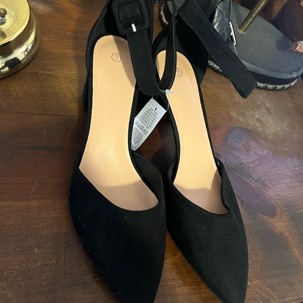 Elegant Black Women's Shoes